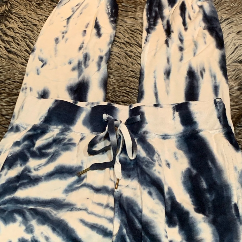 Young Fabulous & Broke Blue Safari Wash Tie Dye Jogger Size S